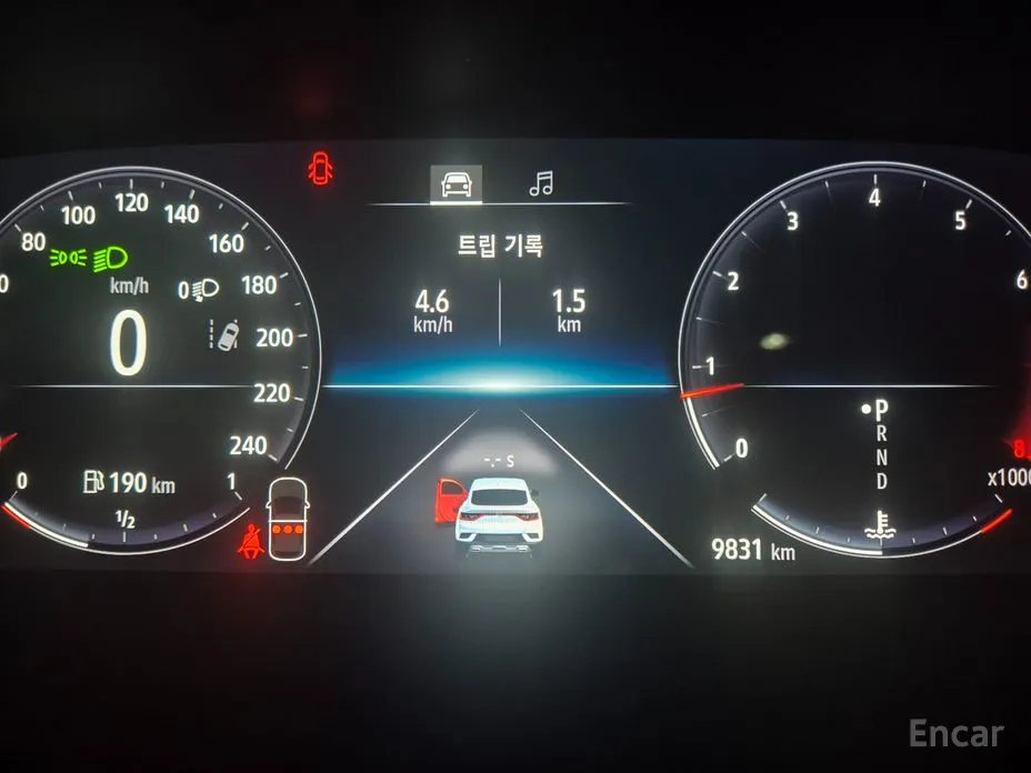 Фото 8 - Renault XM3