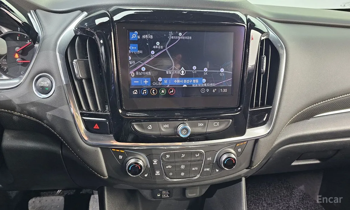 Photo 14 - Chevrolet Traverse