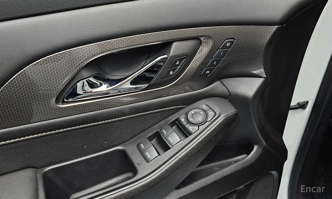 Photo 17 - Chevrolet Traverse