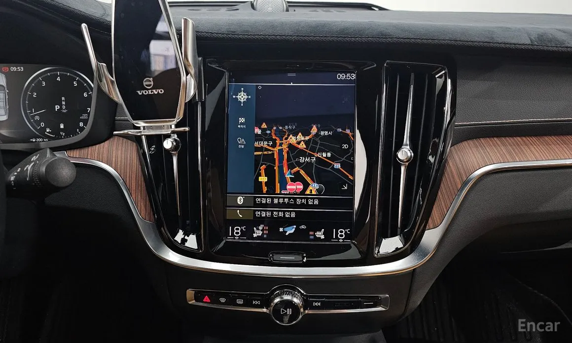 Фото 14 - Volvo S60