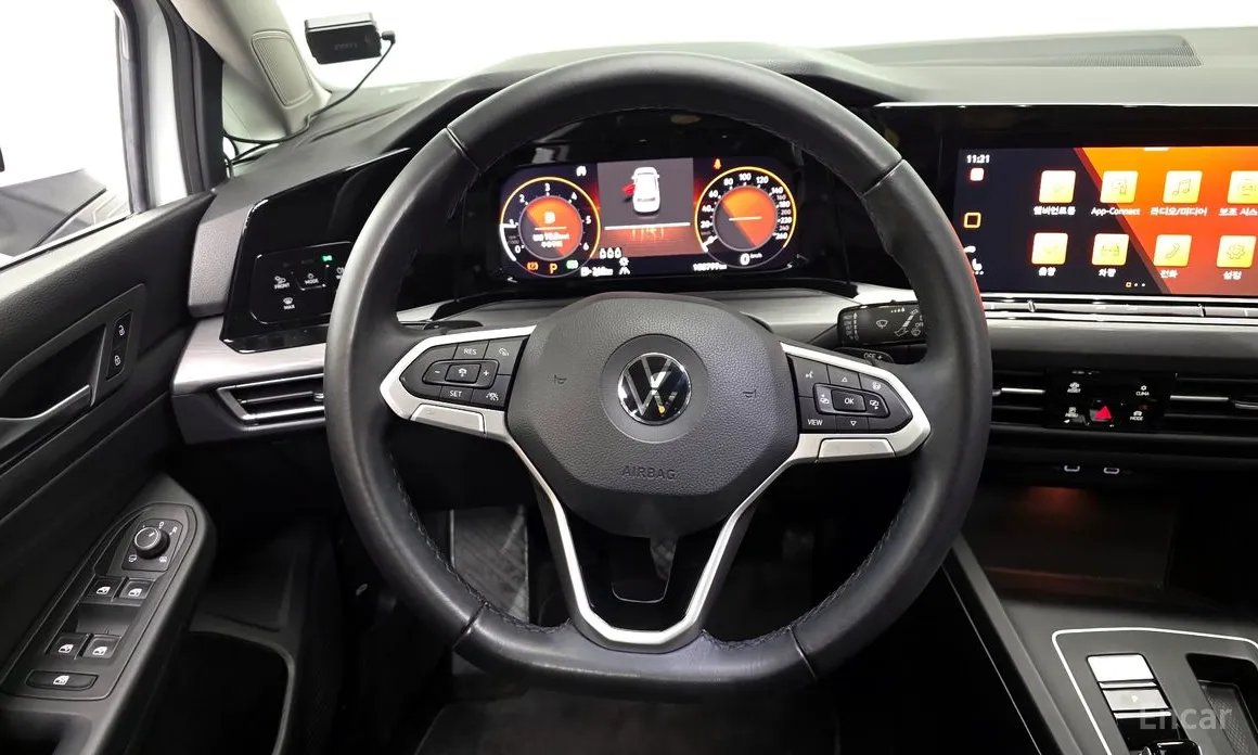 Photo 13 - Volkswagen Golf