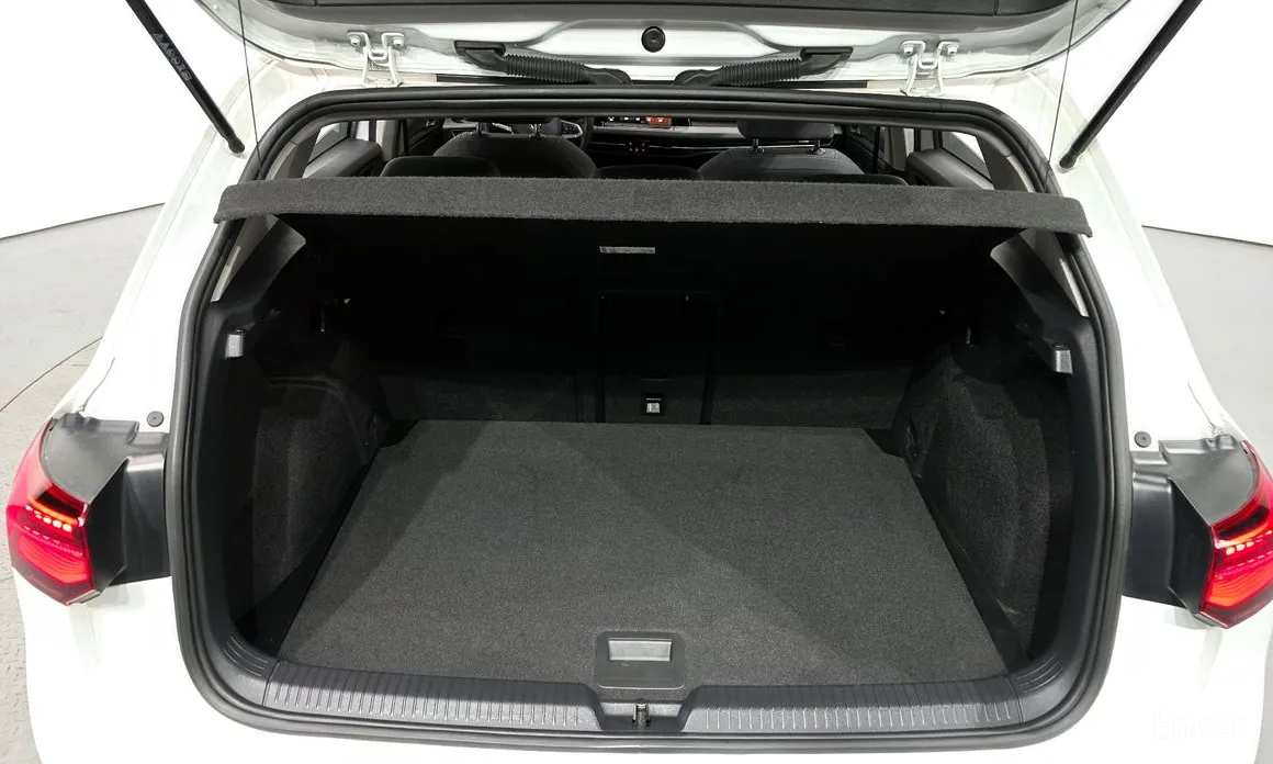 Photo 20 - Volkswagen Golf