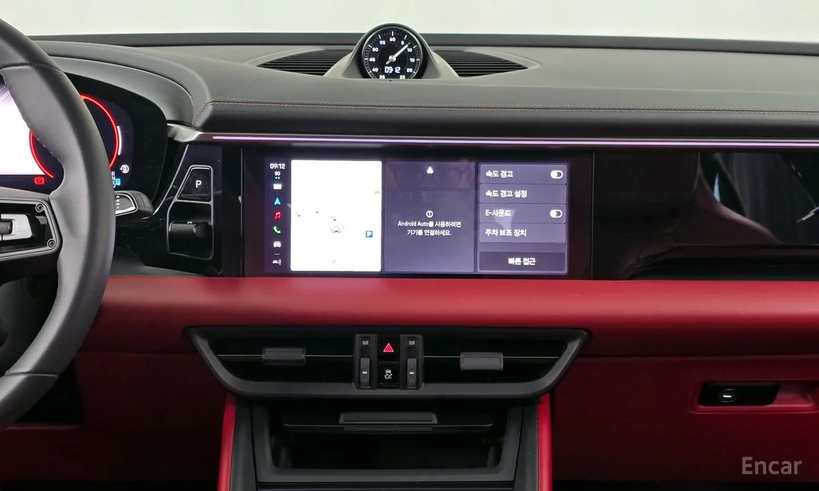 Фото 14 - Porsche Macan