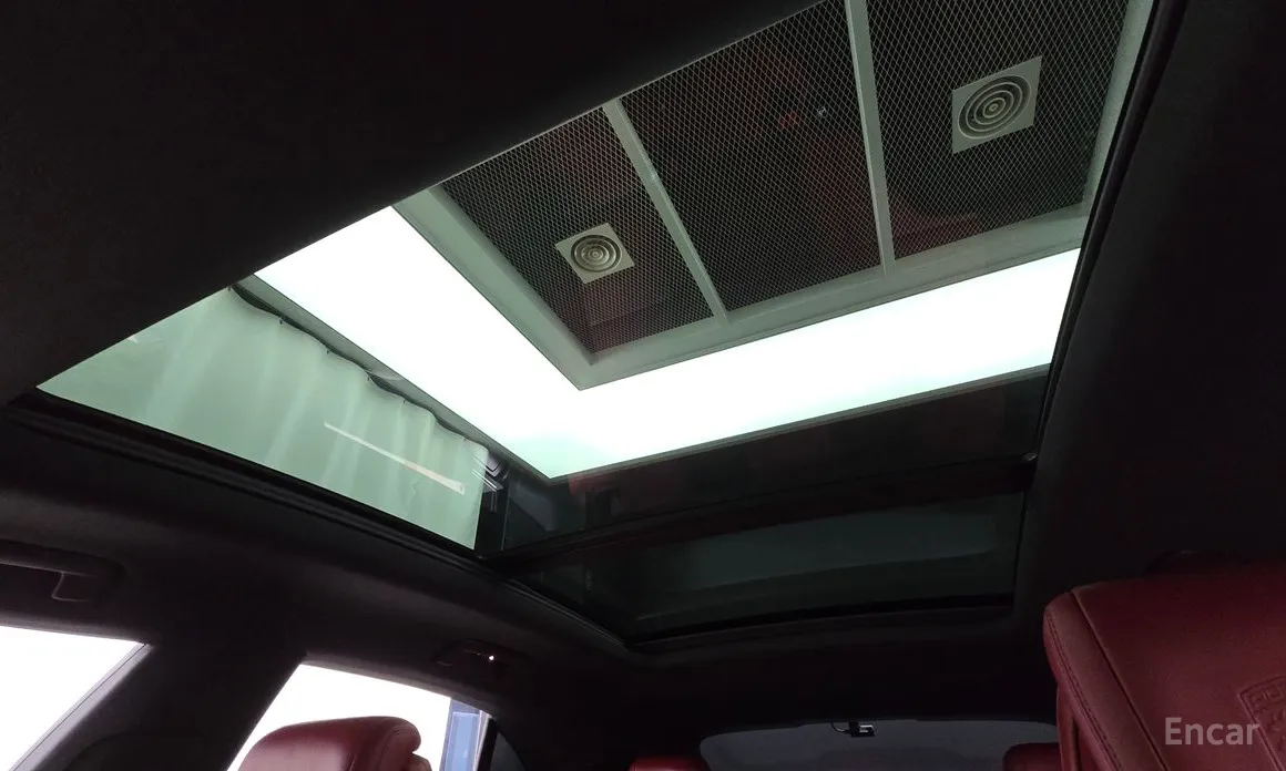 Фото 18 - Porsche Macan