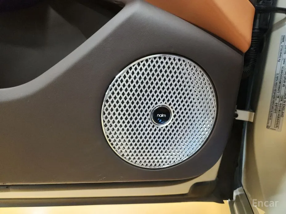 Фото 11 - Bentley Flying Spur