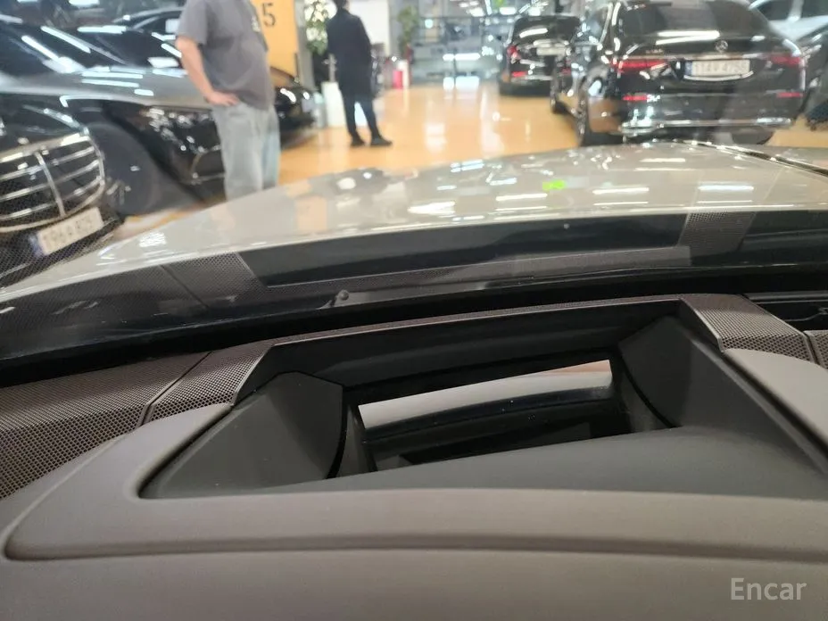 Фото 13 - Bentley Flying Spur