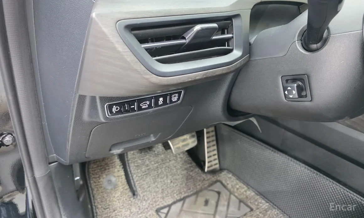 Фото 14 - Kia K8