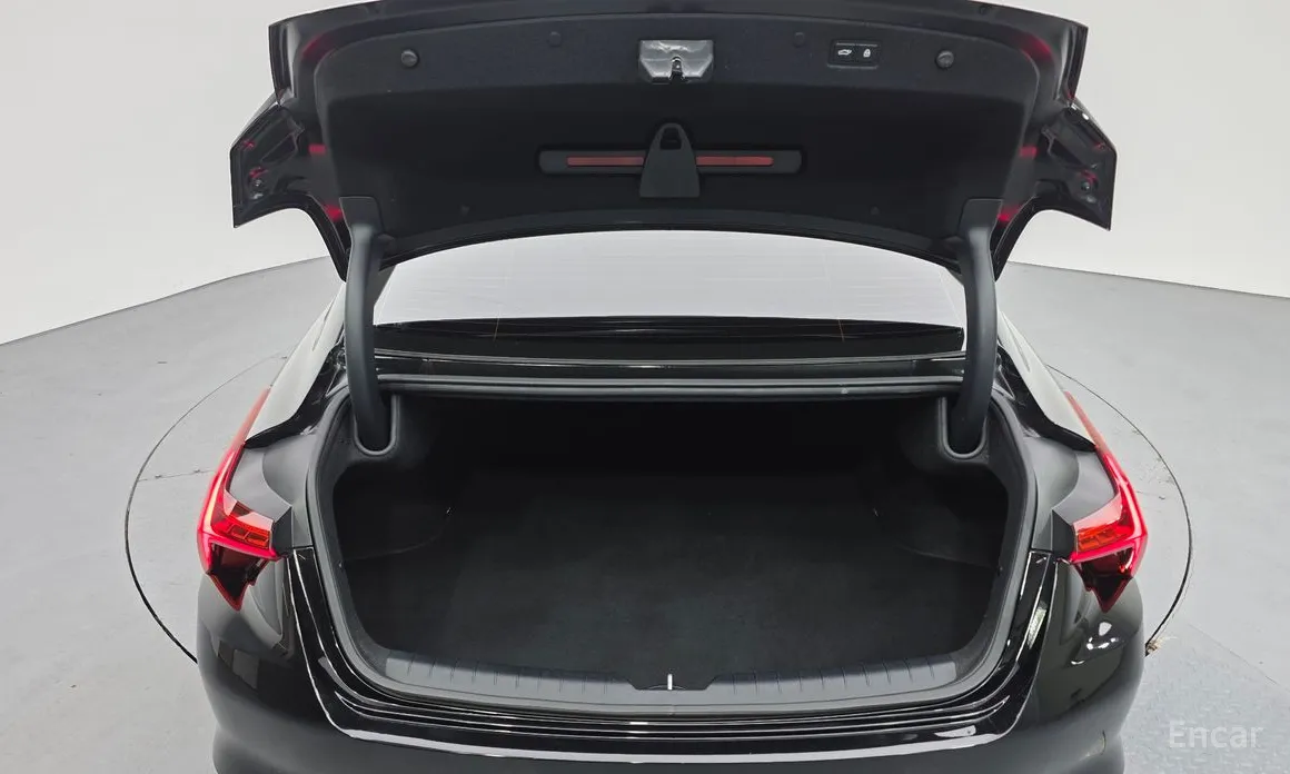 Фото 20 - Kia K8