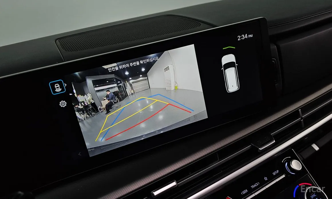 Photo 15 - Hyundai Santa Fe