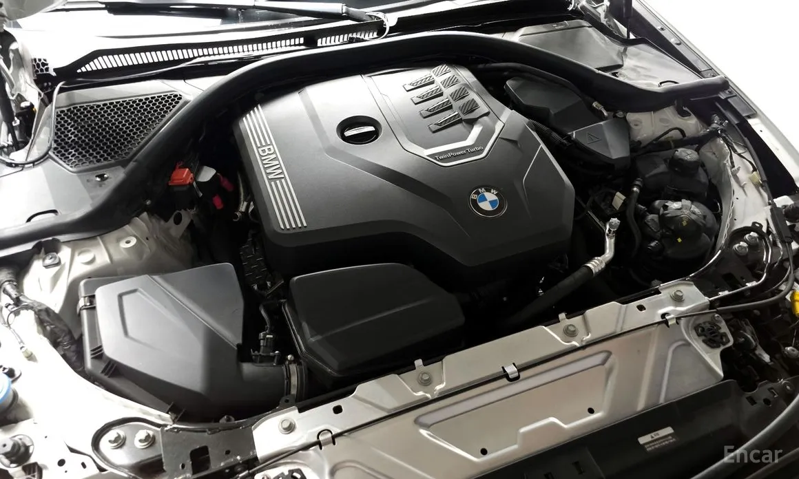 Photo 6 - BMW 3 Series