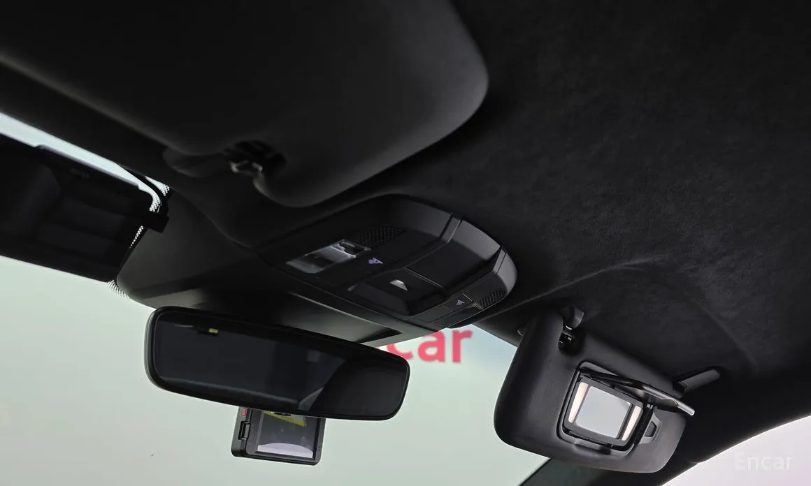 Photo 18 - Porsche 911