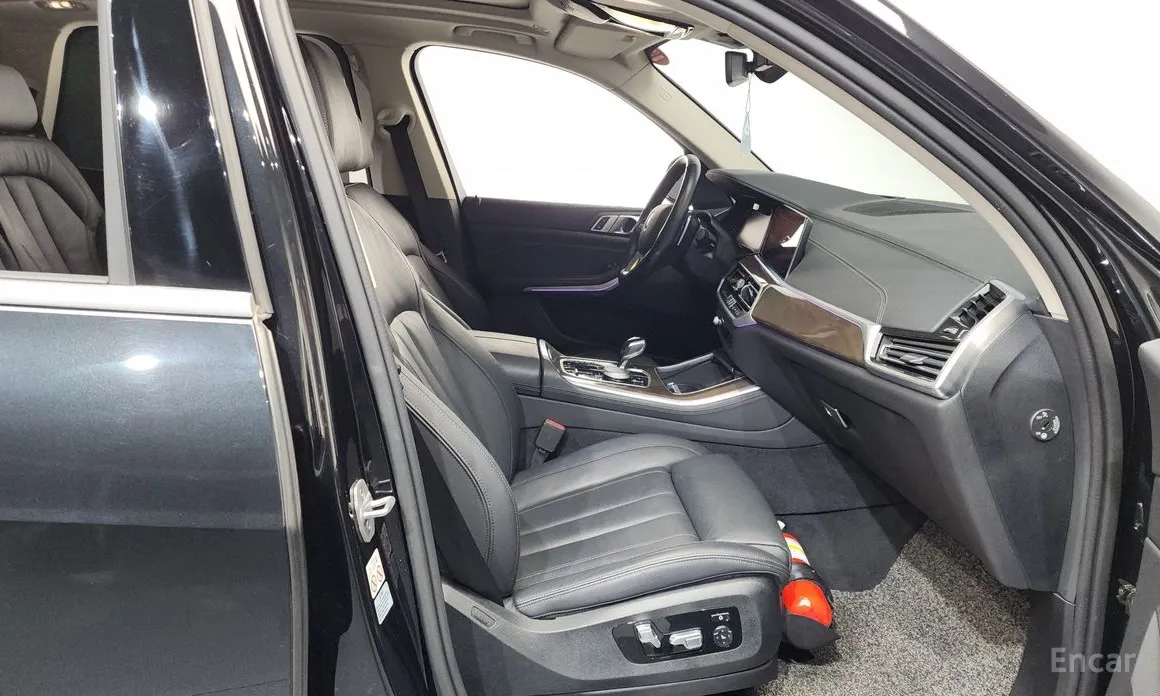 Фото 11 - BMW X5