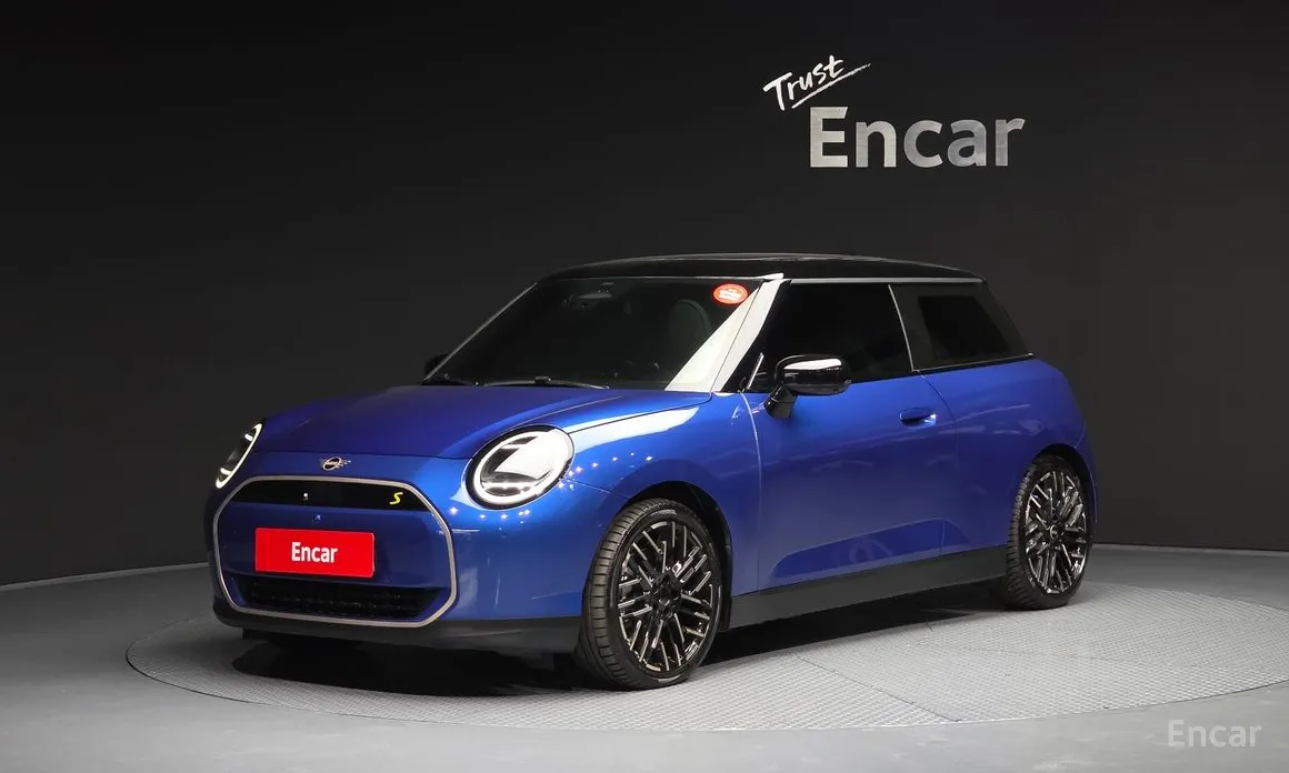 Фото 1 - Mini Cooper