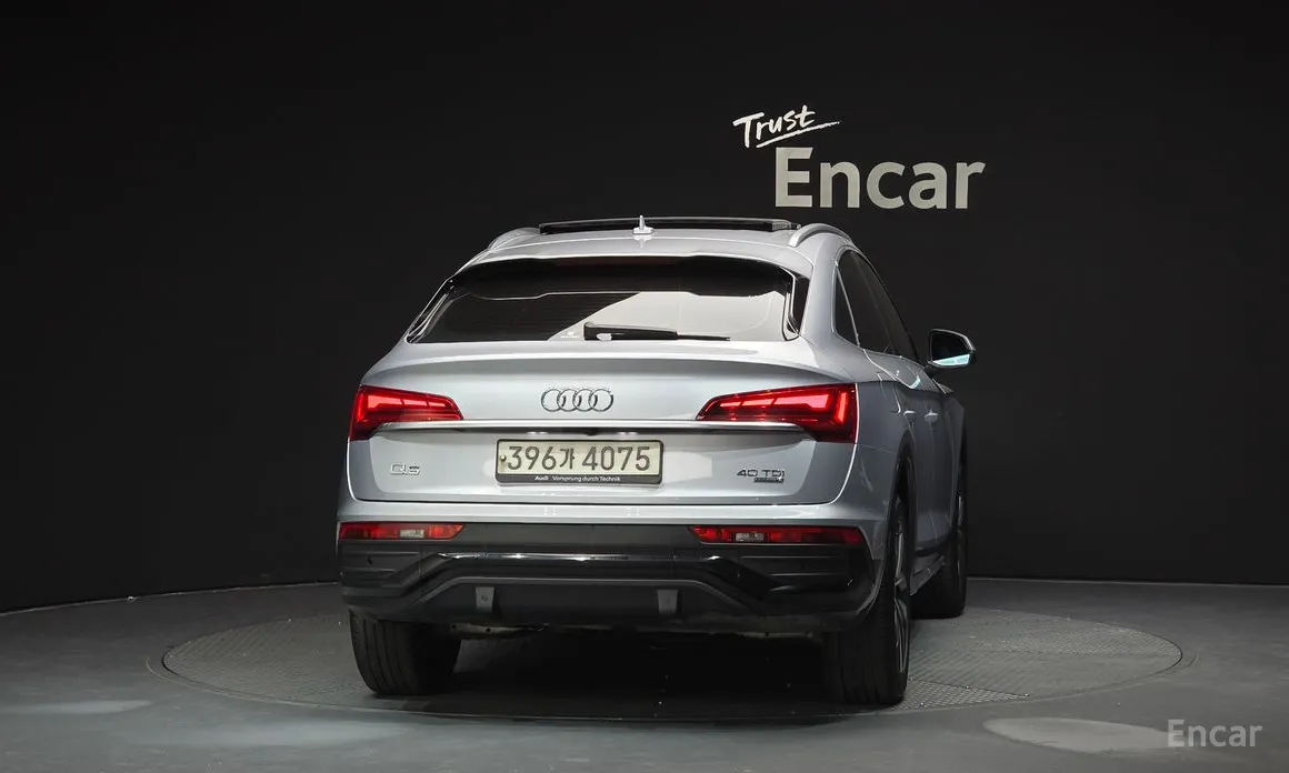 Фото 4 - Audi Q5