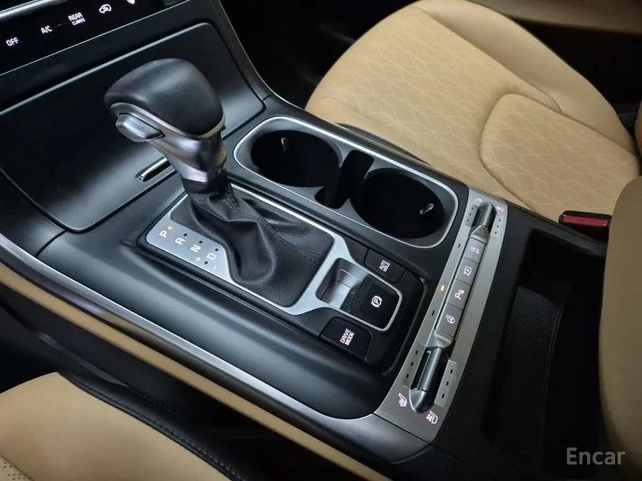 Фото 12 - Kia Carnival