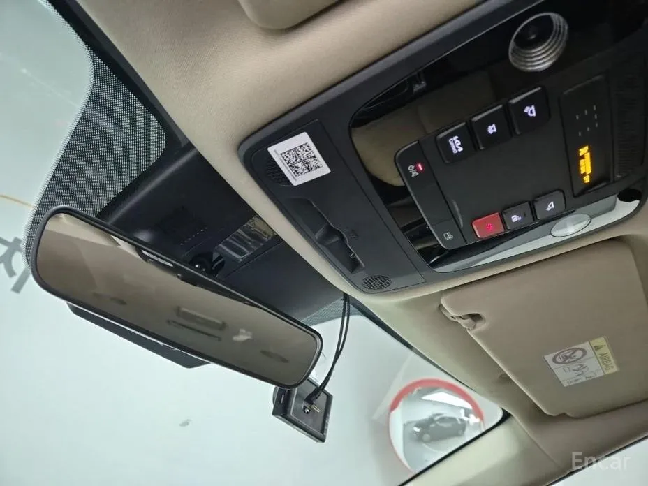 Фото 13 - Kia Carnival