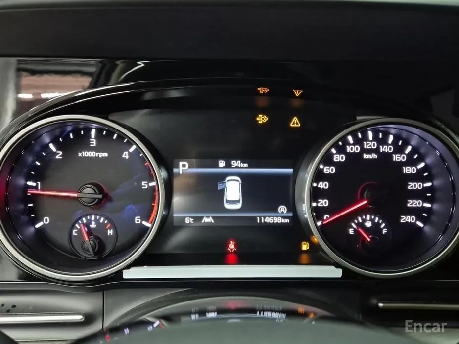 Фото 5 - Kia Carnival