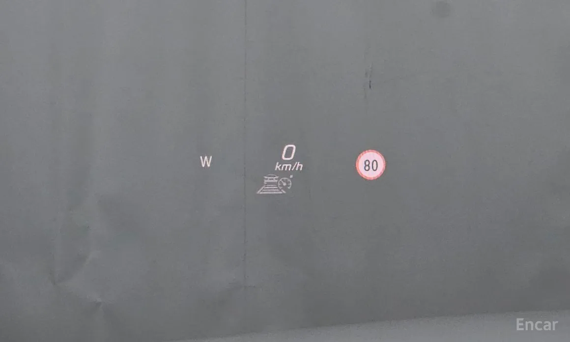 Photo 14 - Mercedes-Benz E-Class