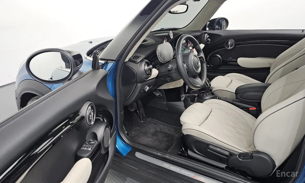 Фото 10 - Mini Cooper