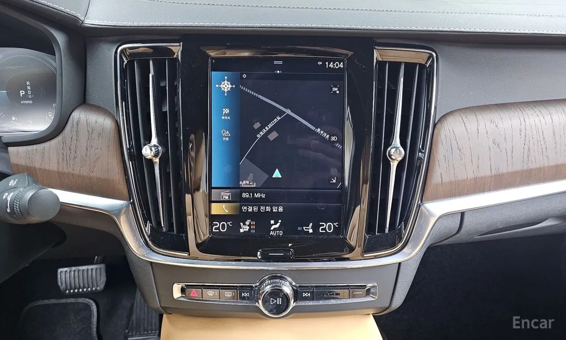 Фото 14 - Volvo S90