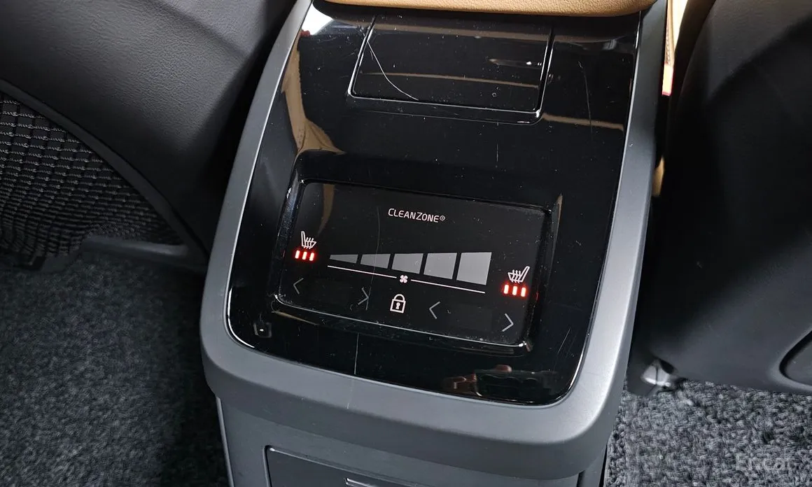 Фото 18 - Volvo S90