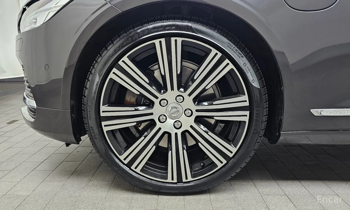 Фото 5 - Volvo S90