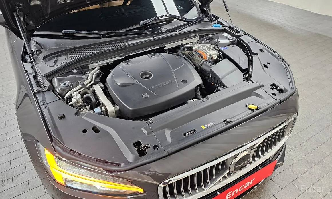 Фото 6 - Volvo S90