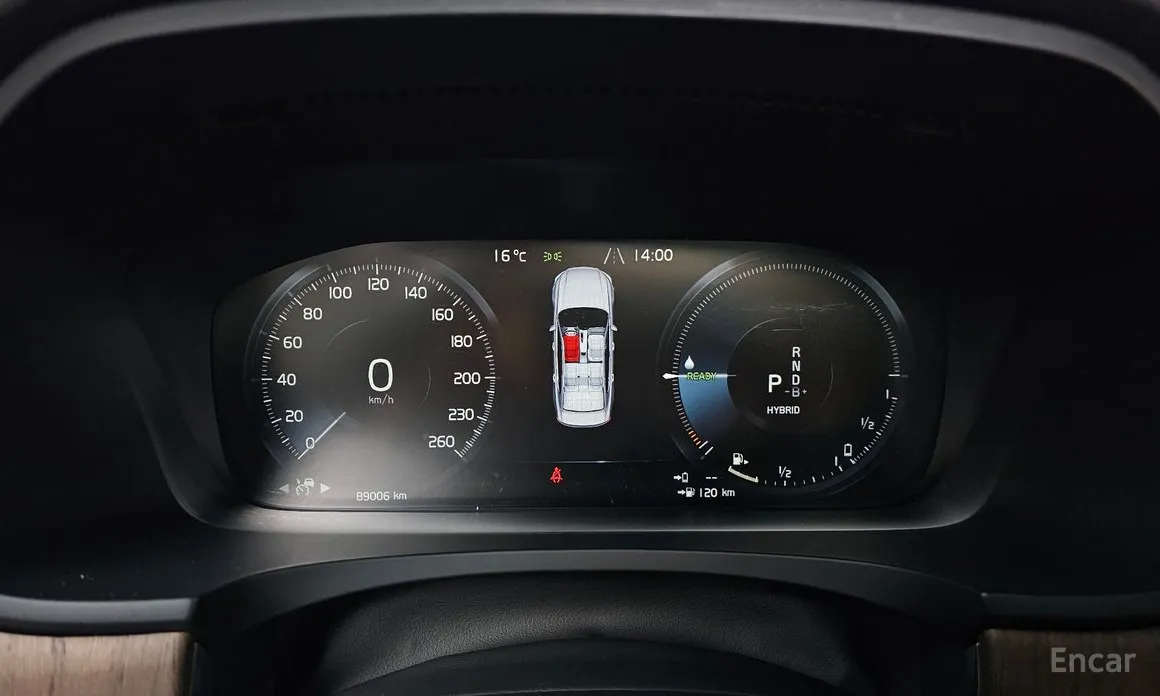 Фото 8 - Volvo S90