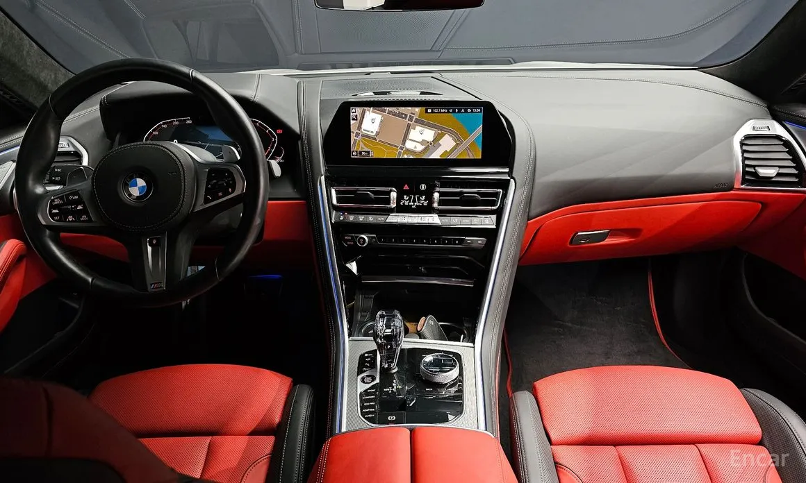 Photo 7 - BMW 8 Series