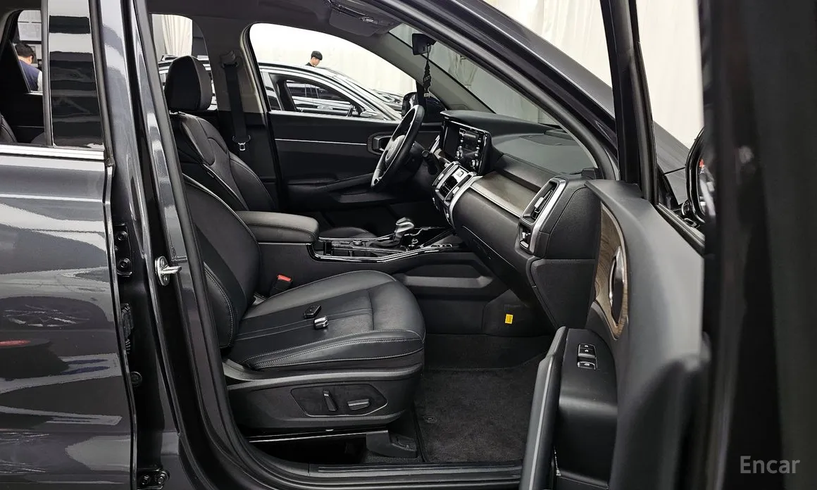 Фото 11 - Kia Sorento