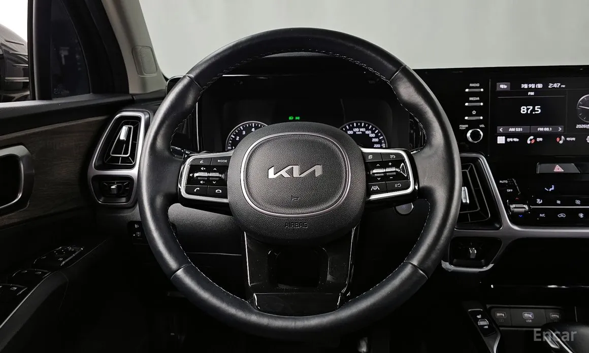 Фото 13 - Kia Sorento