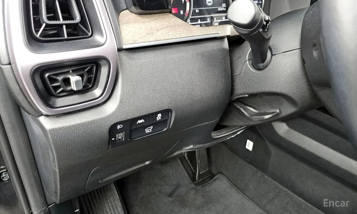 Фото 16 - Kia Sorento