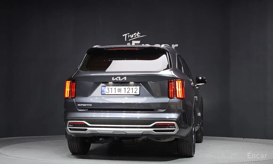 Фото 4 - Kia Sorento