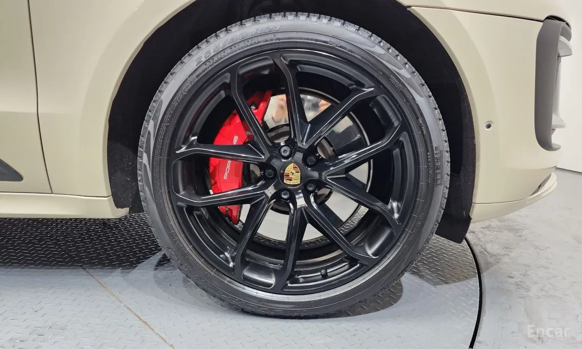 Фото 5 - Porsche Macan