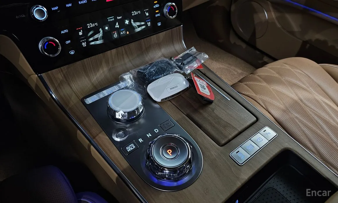 Фото 9 - Genesis G80