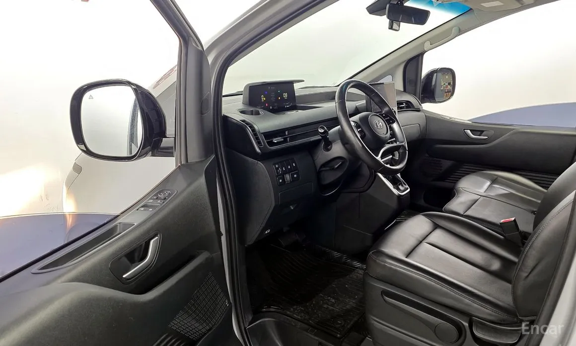 Фото 10 - Hyundai Staria