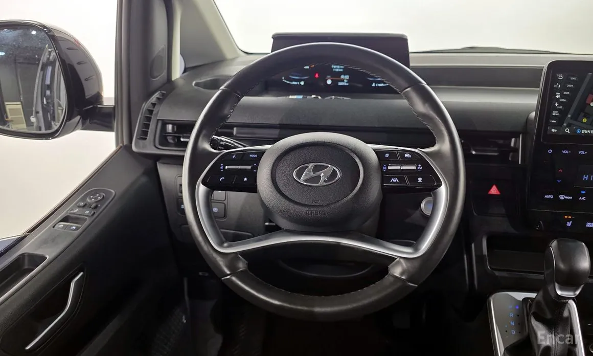 Фото 13 - Hyundai Staria