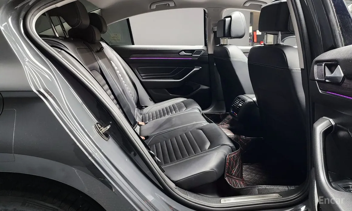 Фото 12 - Volkswagen Passat