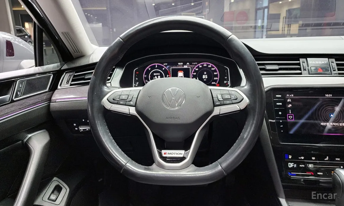 Фото 14 - Volkswagen Passat