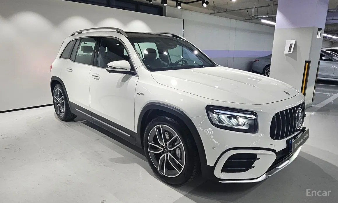 Фото 2 - Mercedes-Benz GLB-Class