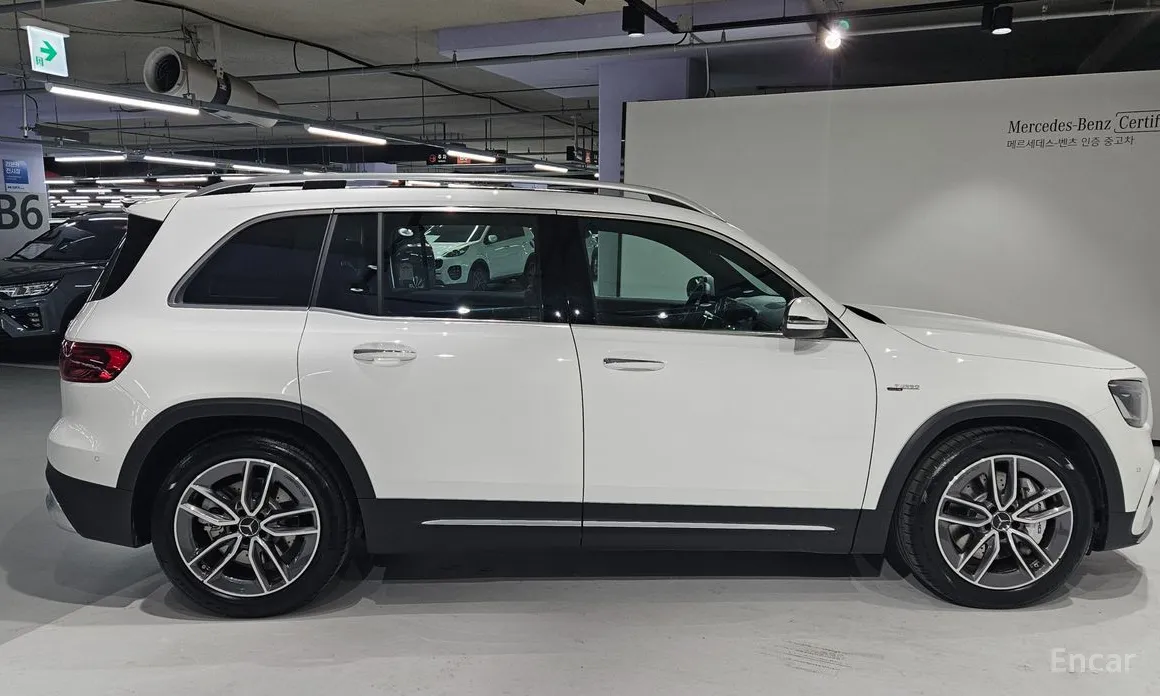 Фото 9 - Mercedes-Benz GLB-Class