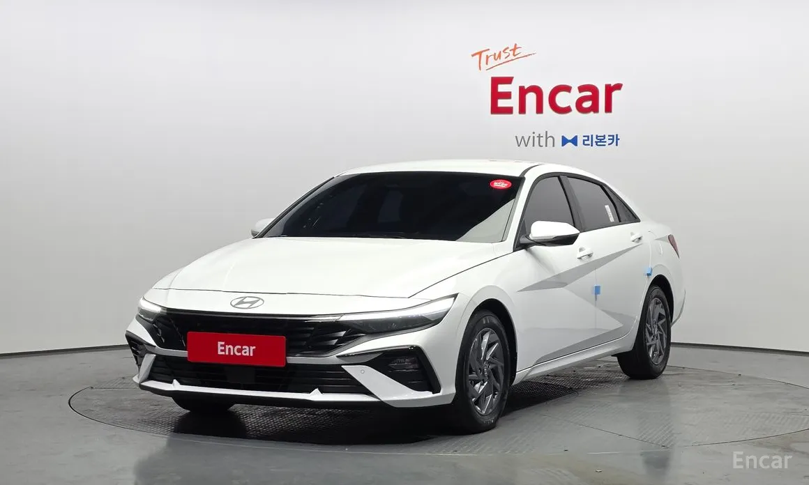 Фото 1 - Hyundai Avante