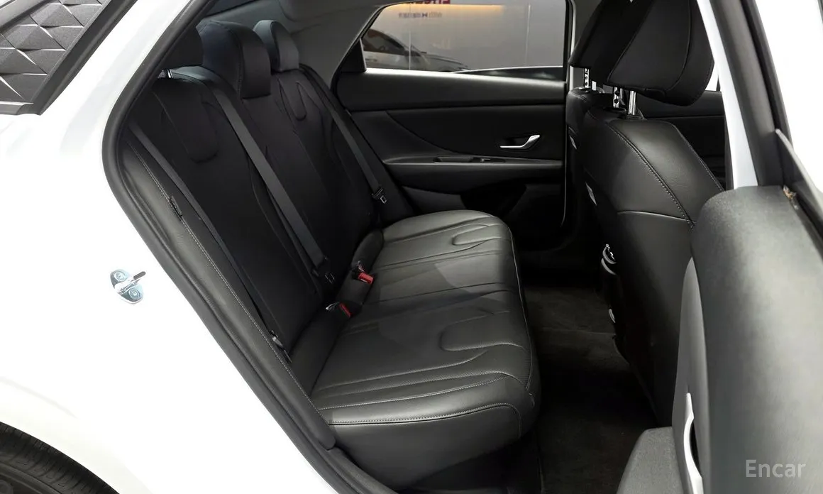 Фото 12 - Hyundai Avante