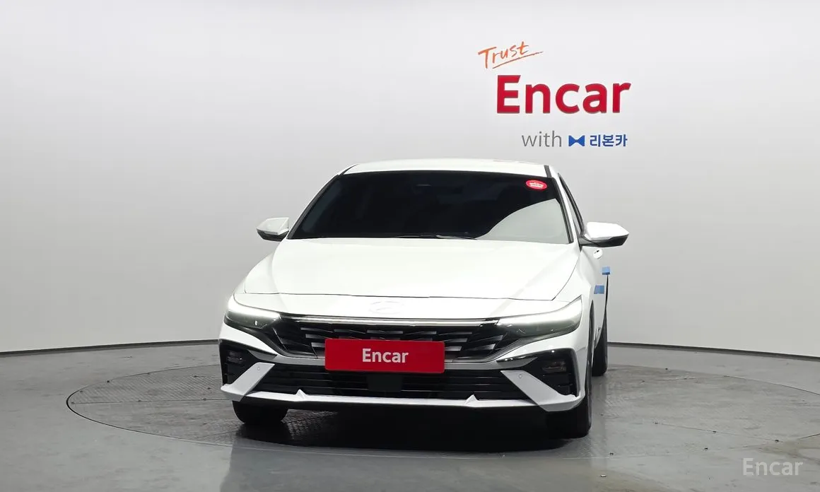 Фото 3 - Hyundai Avante