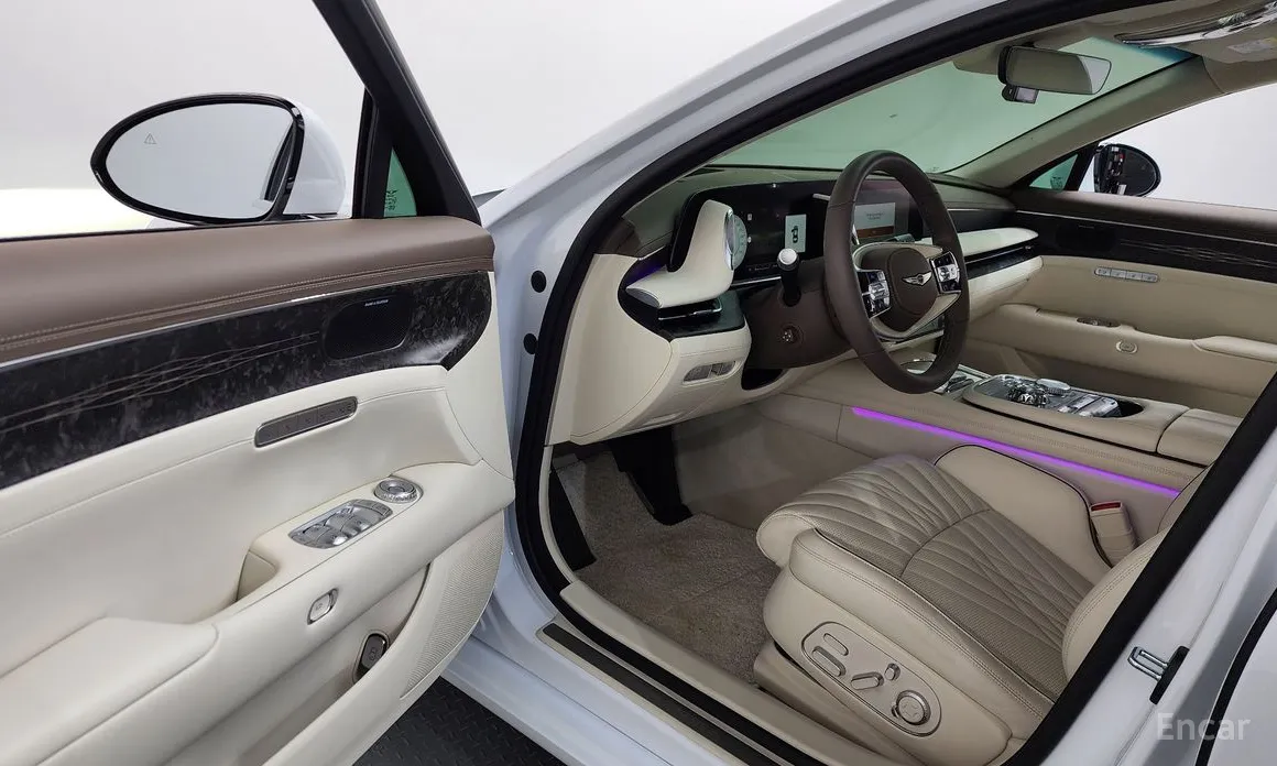 Фото 10 - Genesis G90