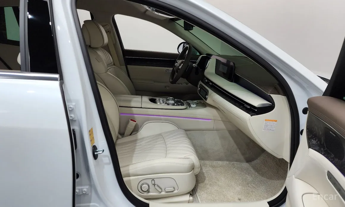 Фото 11 - Genesis G90