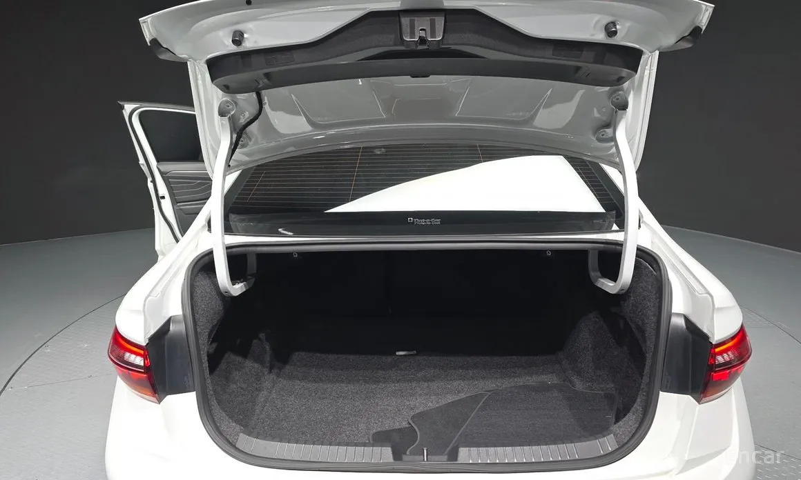 Фото 20 - Volkswagen Jetta