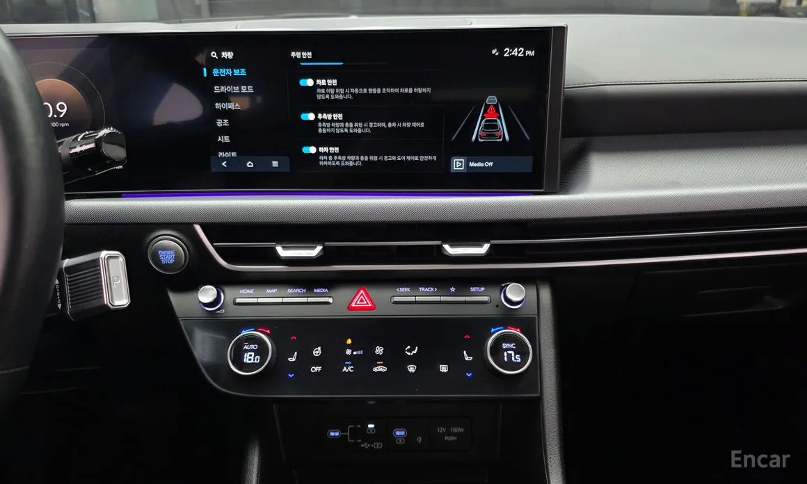 Фото 14 - Hyundai Sonata