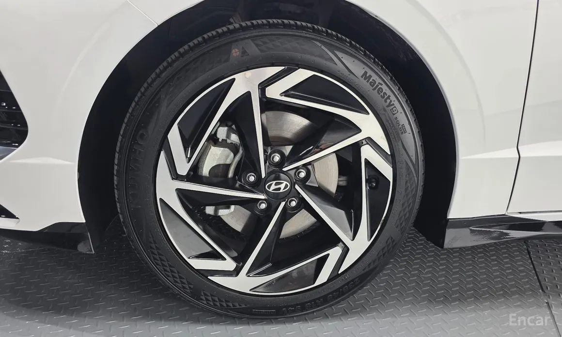 Фото 5 - Hyundai Sonata