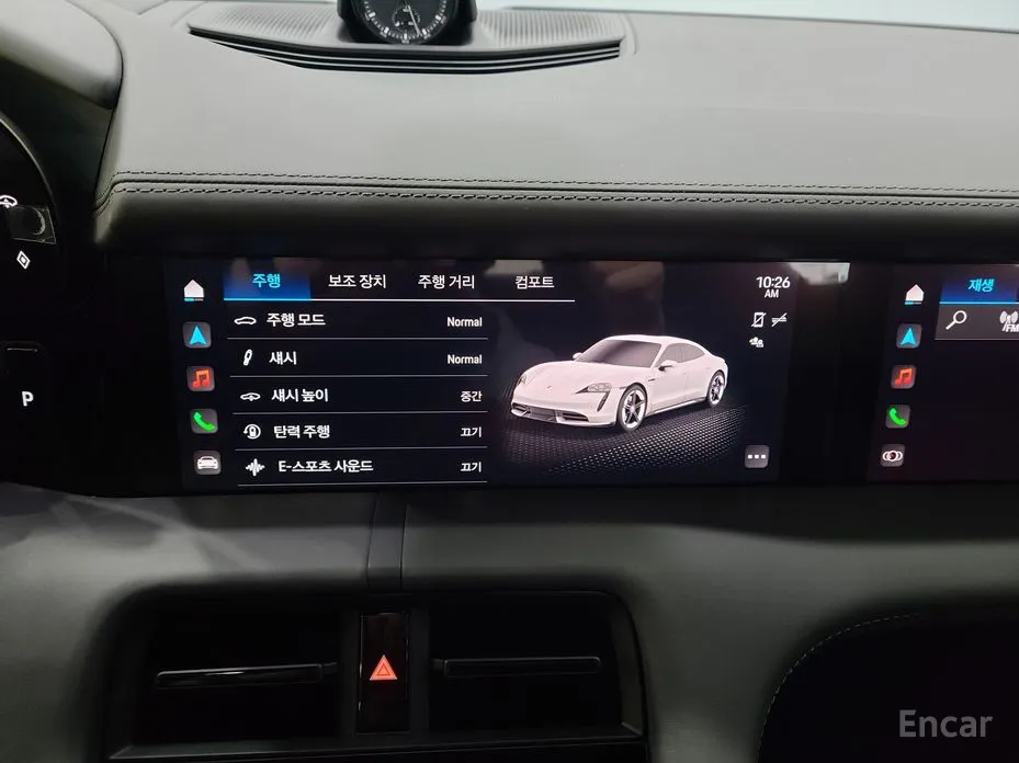 Фото 17 - Porsche Taycan